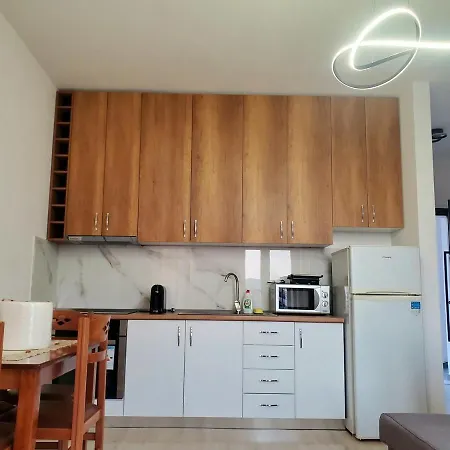 With Balconies Lägenhet Tirana